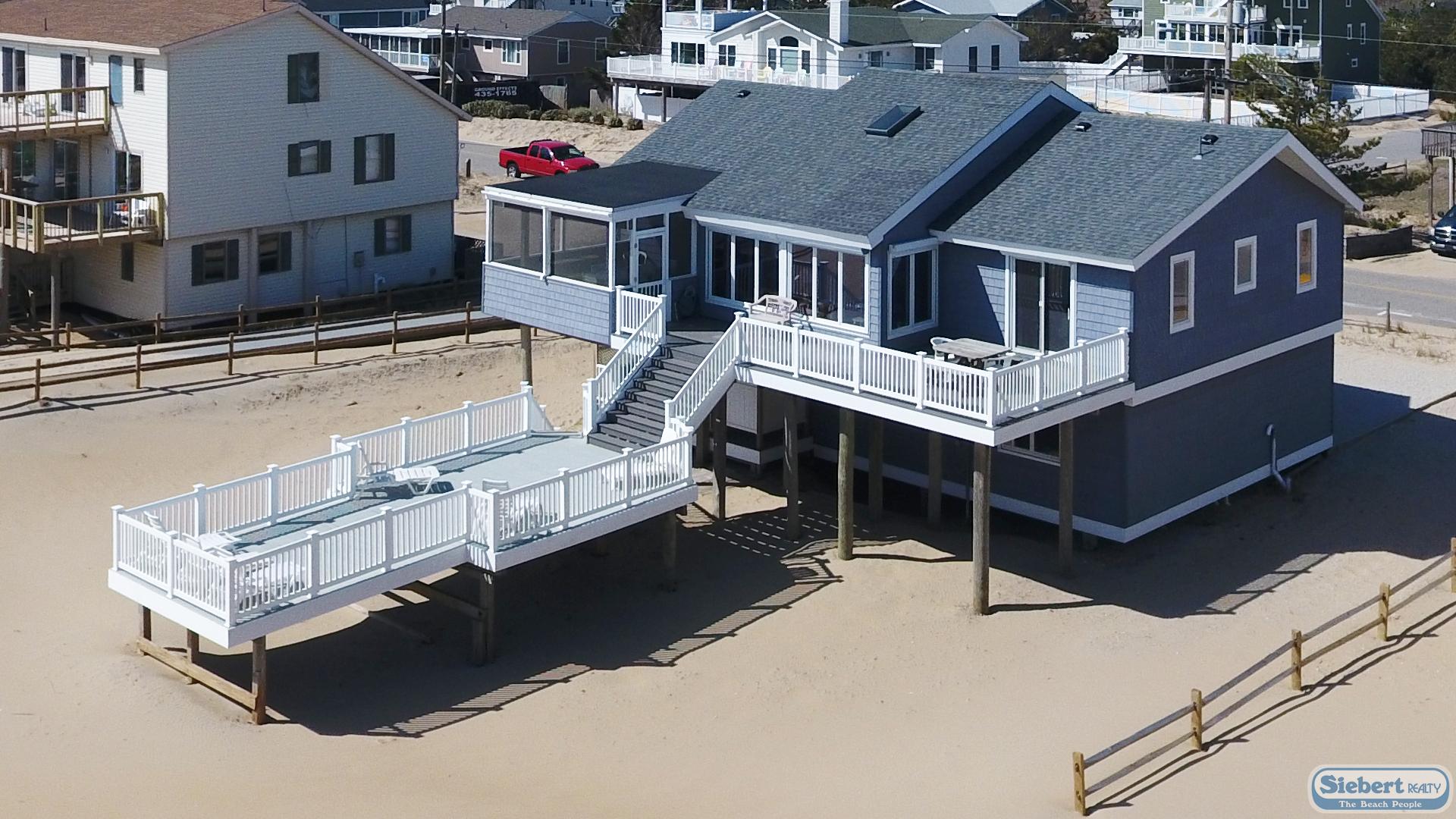 Sea Watch Exterior