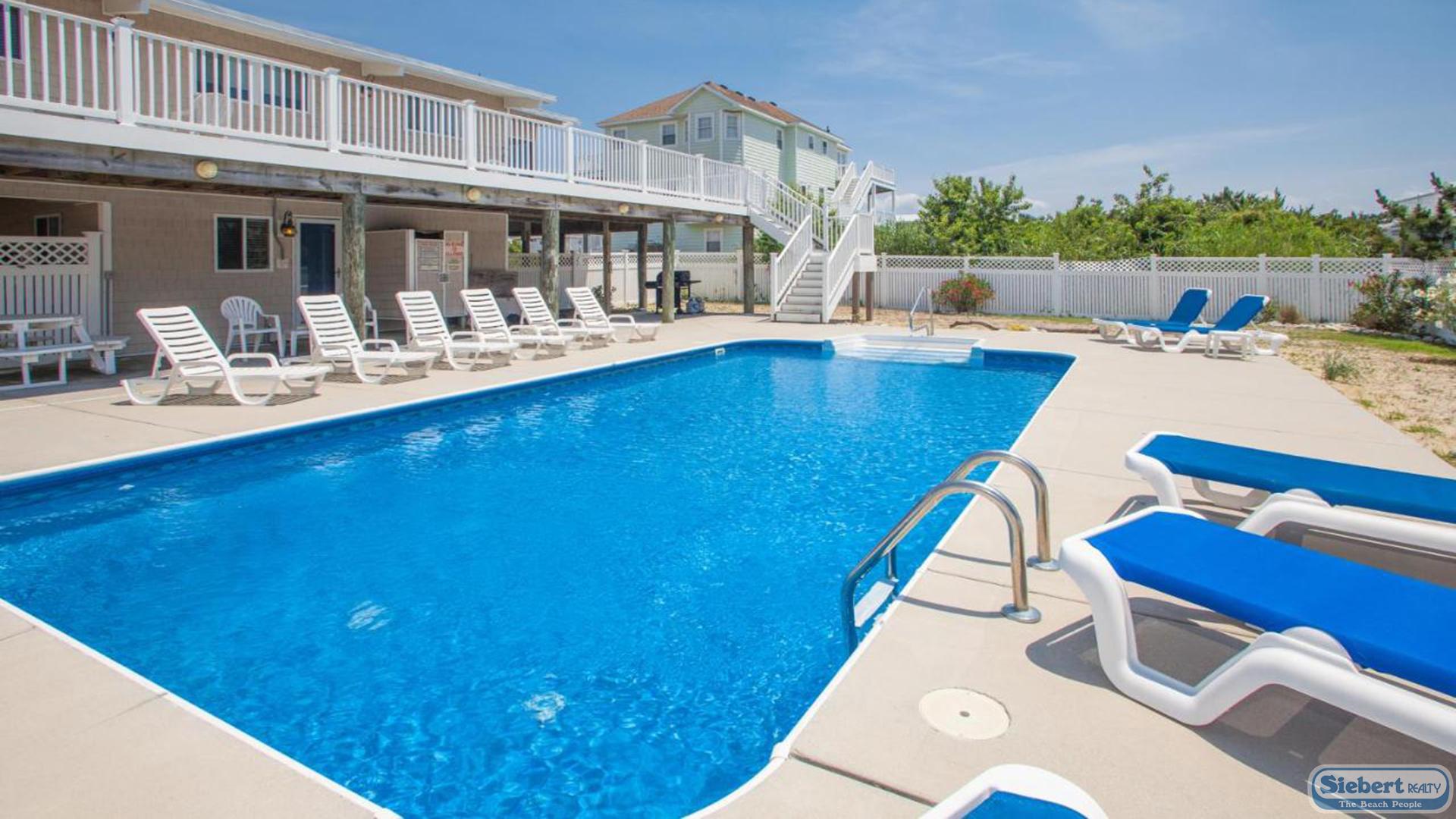 Hebb Tide Exterior